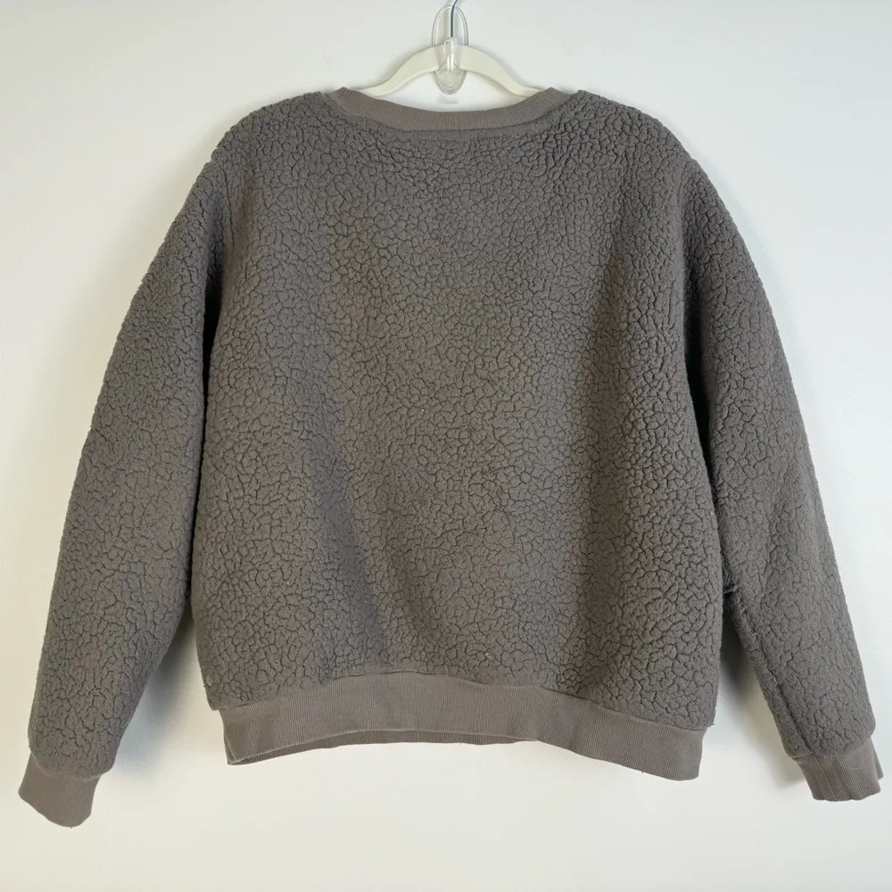Zella Sherpa Sweatshirt Tan Grey Large Fuzzy Warm Pull Over Crewneck Fluffy - Image 3