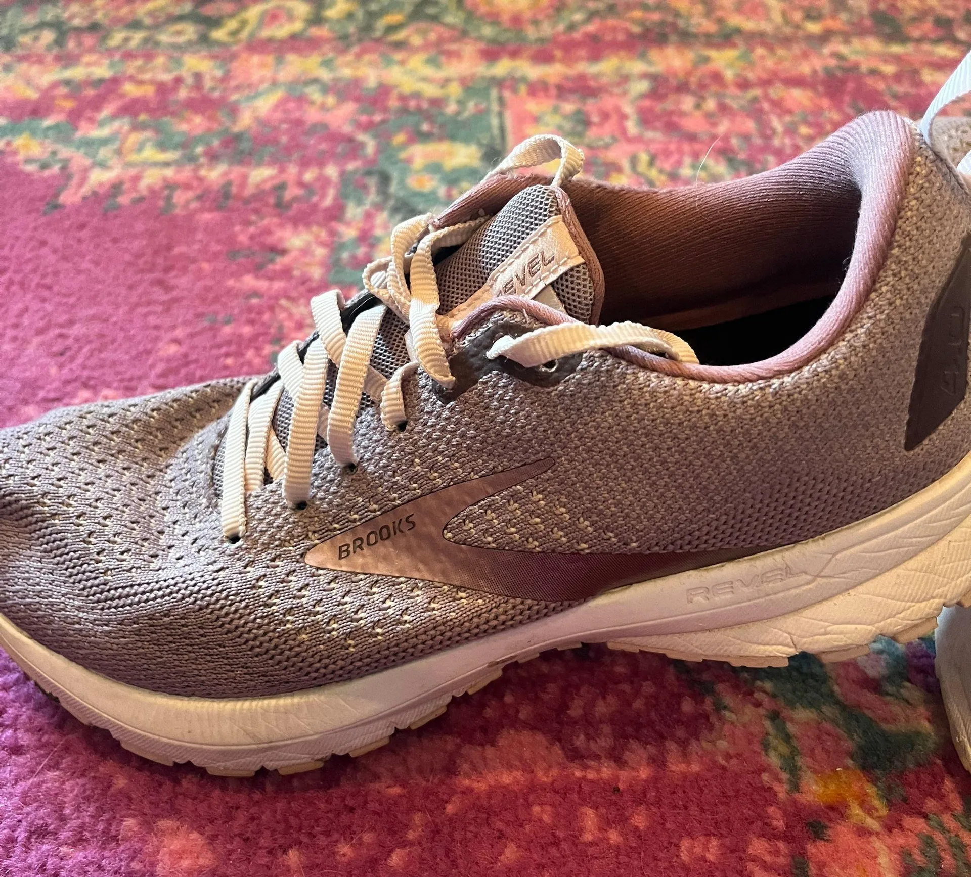 Running Shoes - Image 4