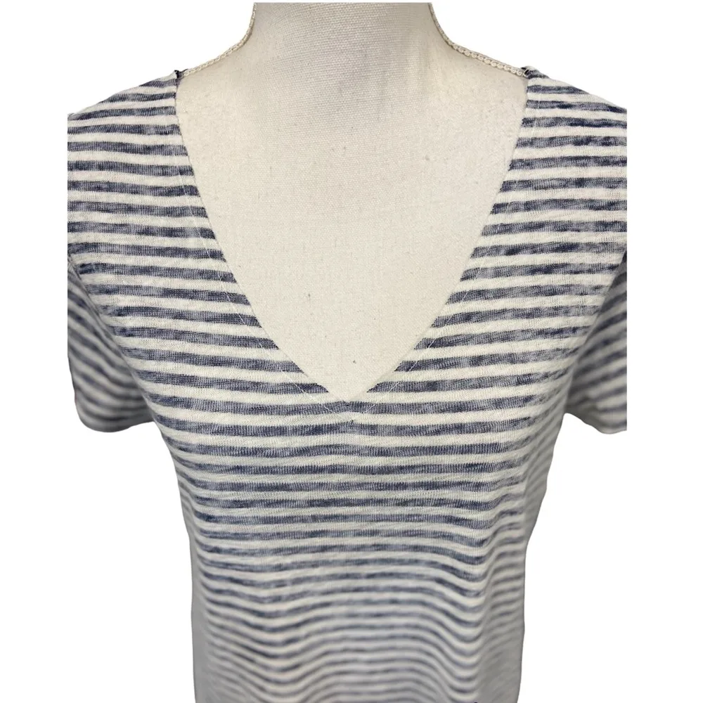 Aeropostale Striped Raw Edge V-Neck Loose Top Navy Blue Small - Image 2