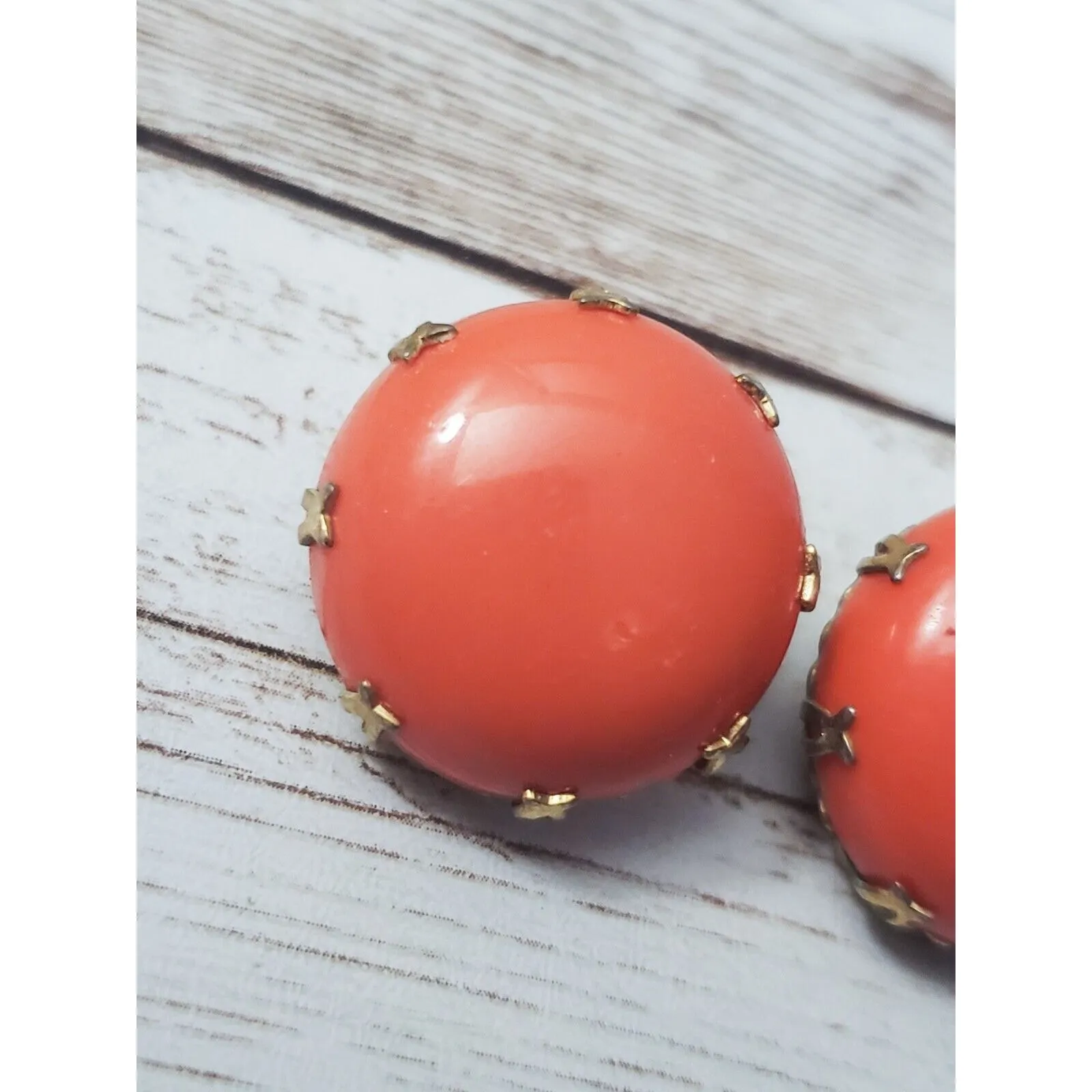 Vintage Clip On Earrings - Image 8