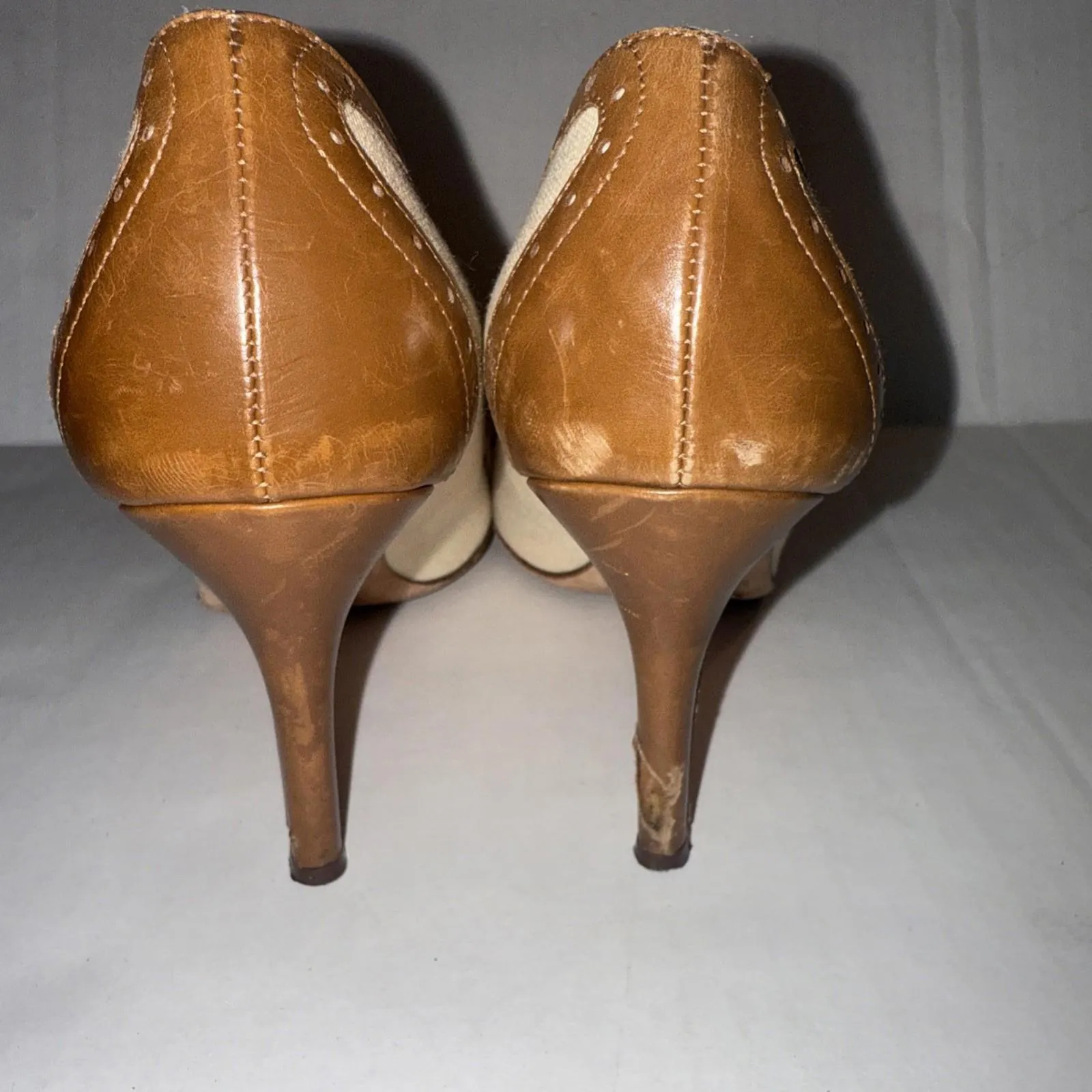 Kate Spade Preppy Peep Toe Old Money Luxury Designer Classic Pumps Size 7.5M - Image 3