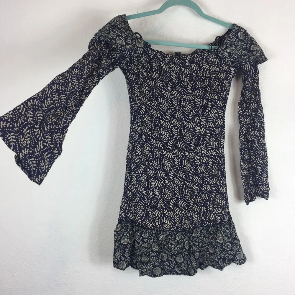Stone Cold Fox Elsa Floral Off The Shoulder Mini Dress Navy Fern Size 0 - Image 11