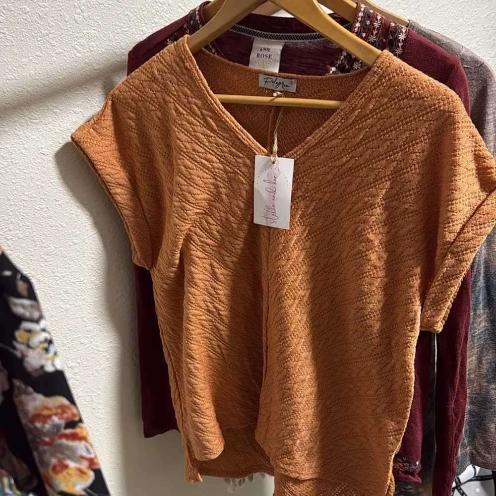 Women’s Clothing Bundle Lot 6‎ Pieces Small Tops & Romper One NWT - Image 6