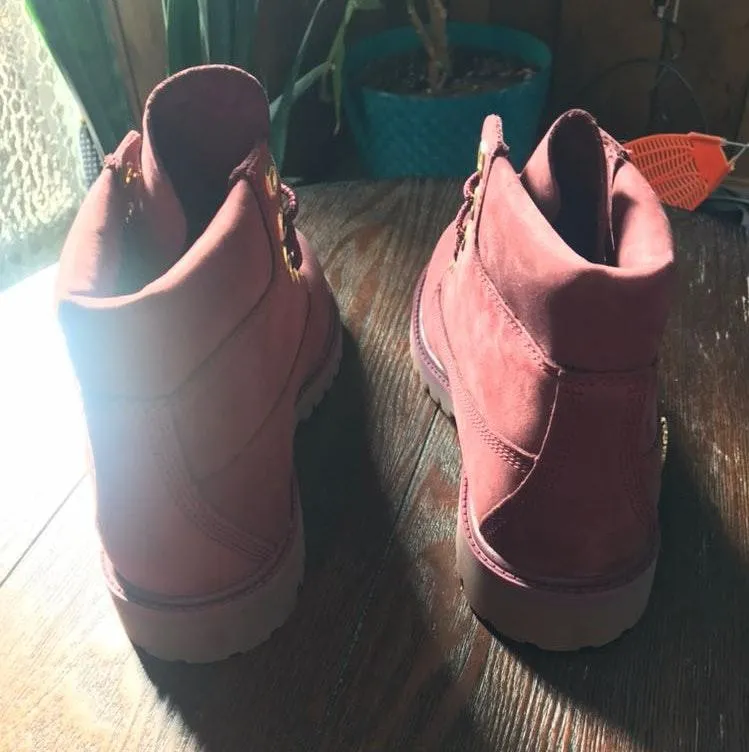 Timberland Maroon  Boots - Image 2