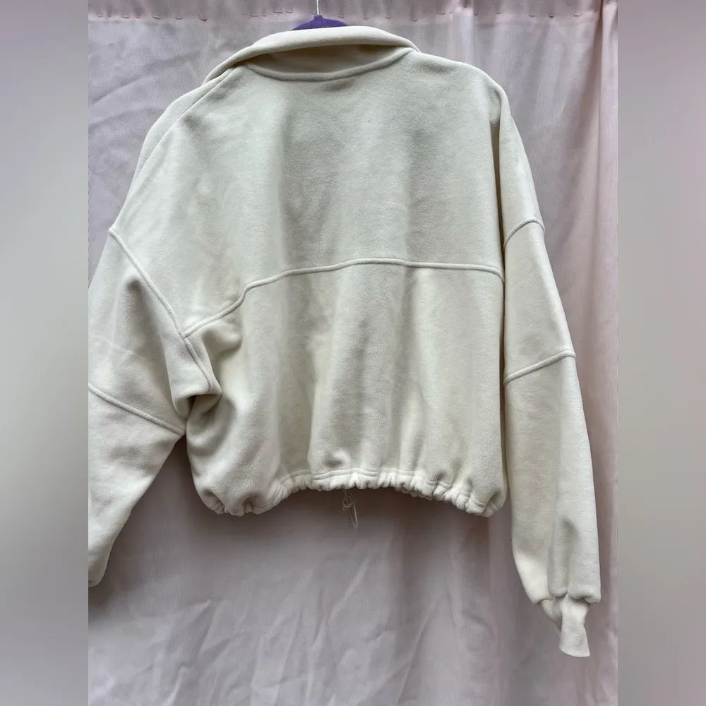 H&M Off-White Quarter-Zip Sweatshirt - Image 8