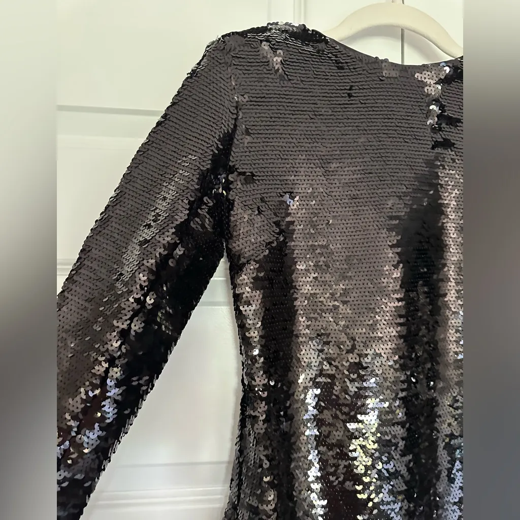 Frame Sequin Knit Long‎ Sleeve Open Back Mini Dress- NWT medium - Image 6