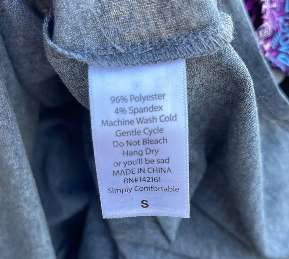 LulaRoe randy shirt gray burgundy flowers size XS NEW - Image 4