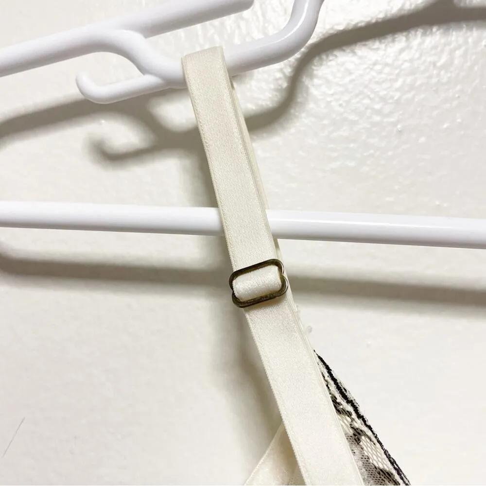 Natori Contour Underwire Lightly Lined Bra in Bone - Image 5