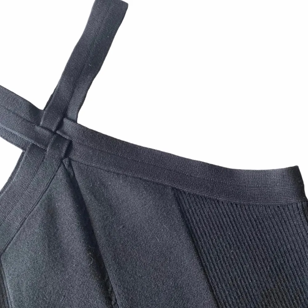 Vintage 90’s:  ❤︎ Strappy Ribbed Silk Top ❤︎ Cross Front Halter Neck - Image 3