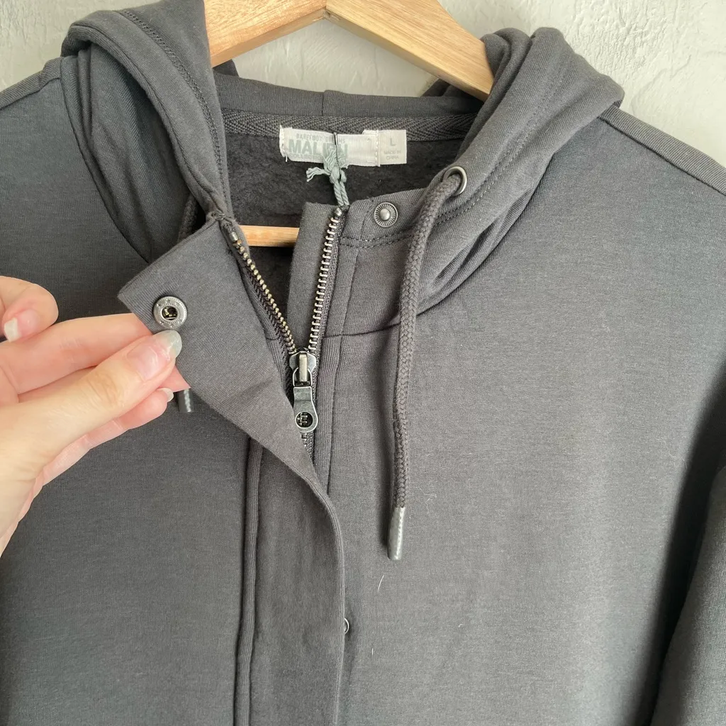 Barefoot Dreams Malibu Collection Brushed Luxe Lounge Parka Carbon Grey Large - Image 4