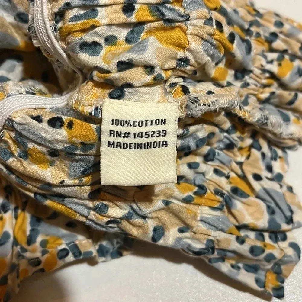 Sim and Sam floral v-neck, smocked waist, cropped, elbow sleeve blouse XL - Image 8