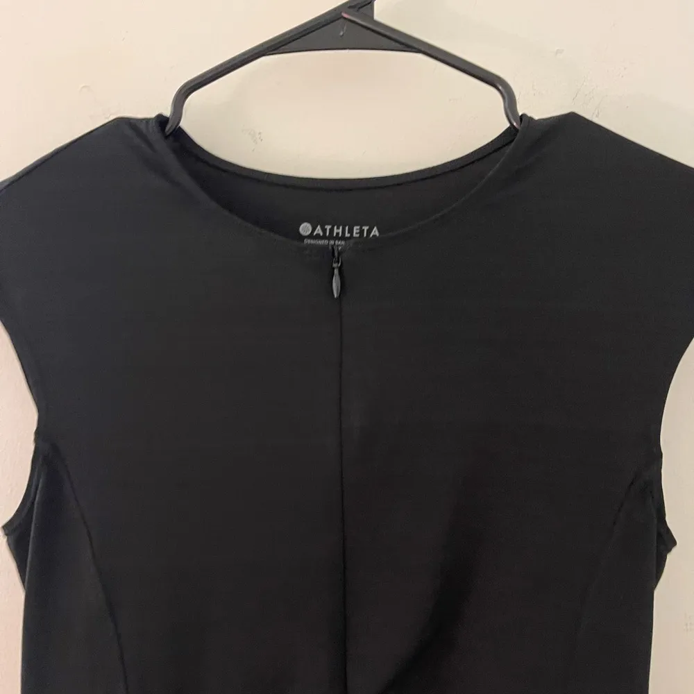 athleta black workout top size XS full zip on front - Image 2