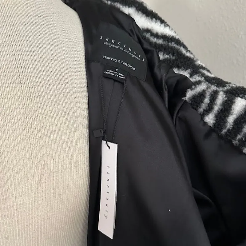 Sanctuary Abstract Moto Jacket Textured Tiger Teddy Fleece Black and White Small - Image 8