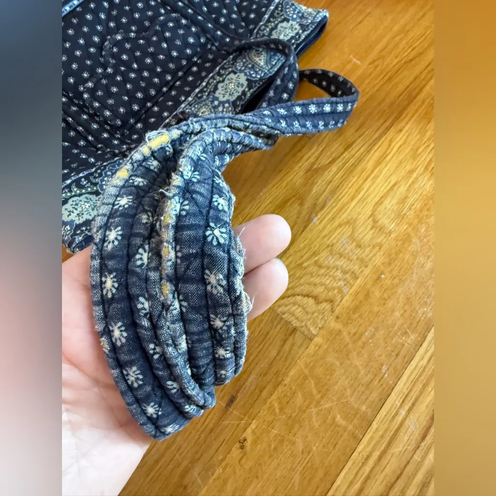 VERA BRADLEY Seaport Navy Paisley Tote Bag Vintage Quilted Cotton ￼￼ - Image 7