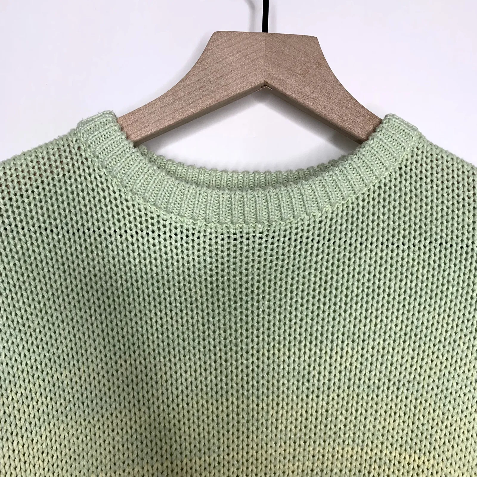 Olivia Rubin Aria Ombré Rainbow Sweater Pastel Ombre Womens XS Green - Image 6