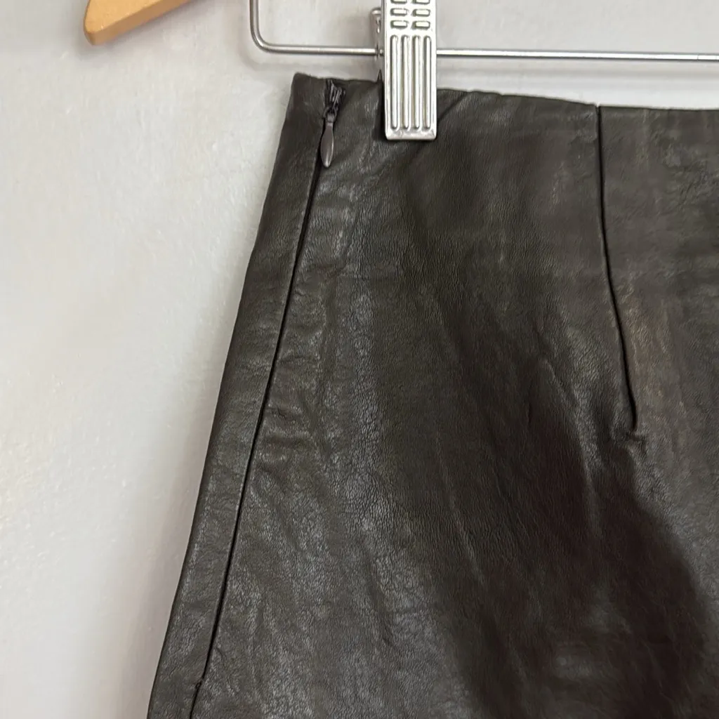 MOVING SALE LF faux leather zipper green mini skirt - Image 8