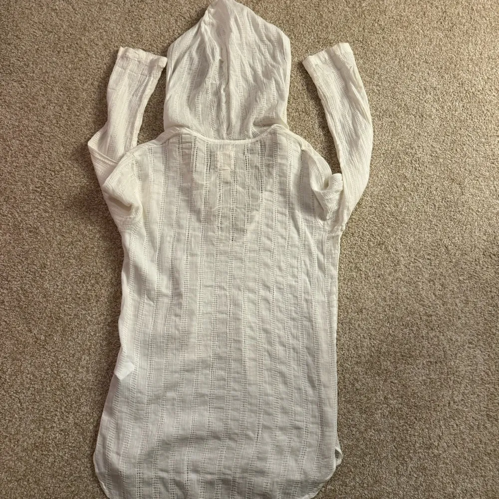 Billabong same story beach coverup hoodie - Image 6