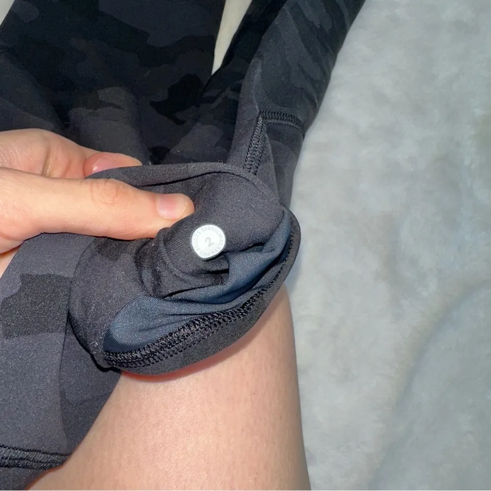 Lululemon Wunder Leggings! - Image 5