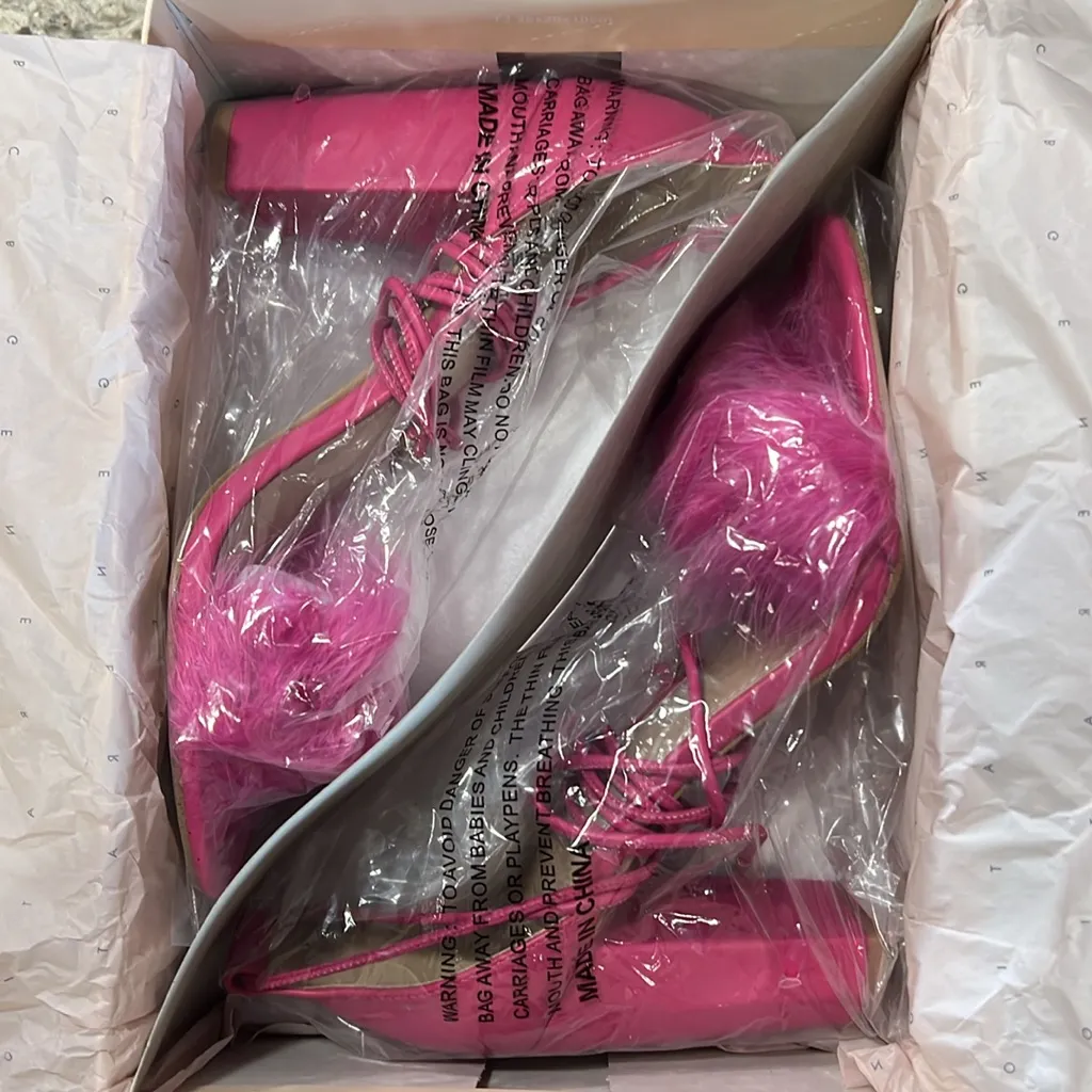 *Brand New* BCBGeneration Passion Pink Fluffy Heel, Size 8.5M - Image 9