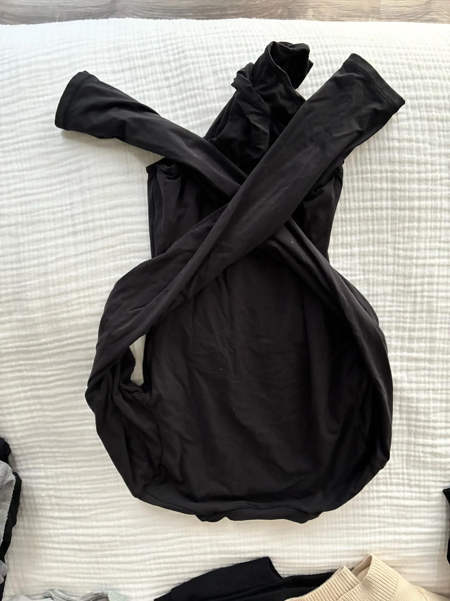 SKIMS Fits Everybody Bodysuit Long Sleeve - Image 3