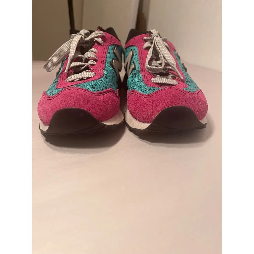 New Balance X UO 515 Airbrush Graffiti Running Sneaker Teal & Pink Women's sz. 8 - Image 6
