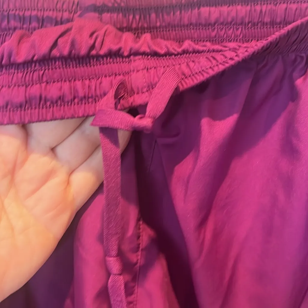 Nike Women’s DriFit Tempo Lined Shorts Size Large Purple - Image 6