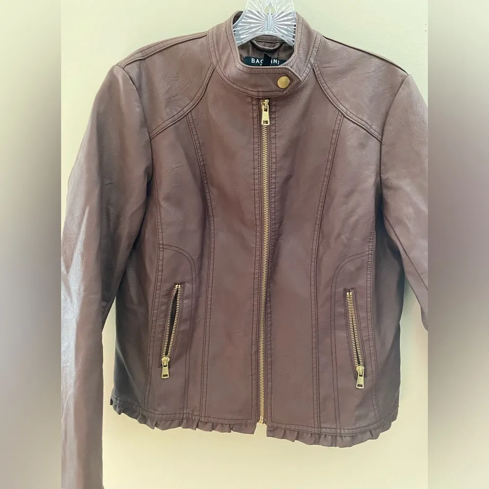 Leather Jacket for women.Size: PM - Image 4