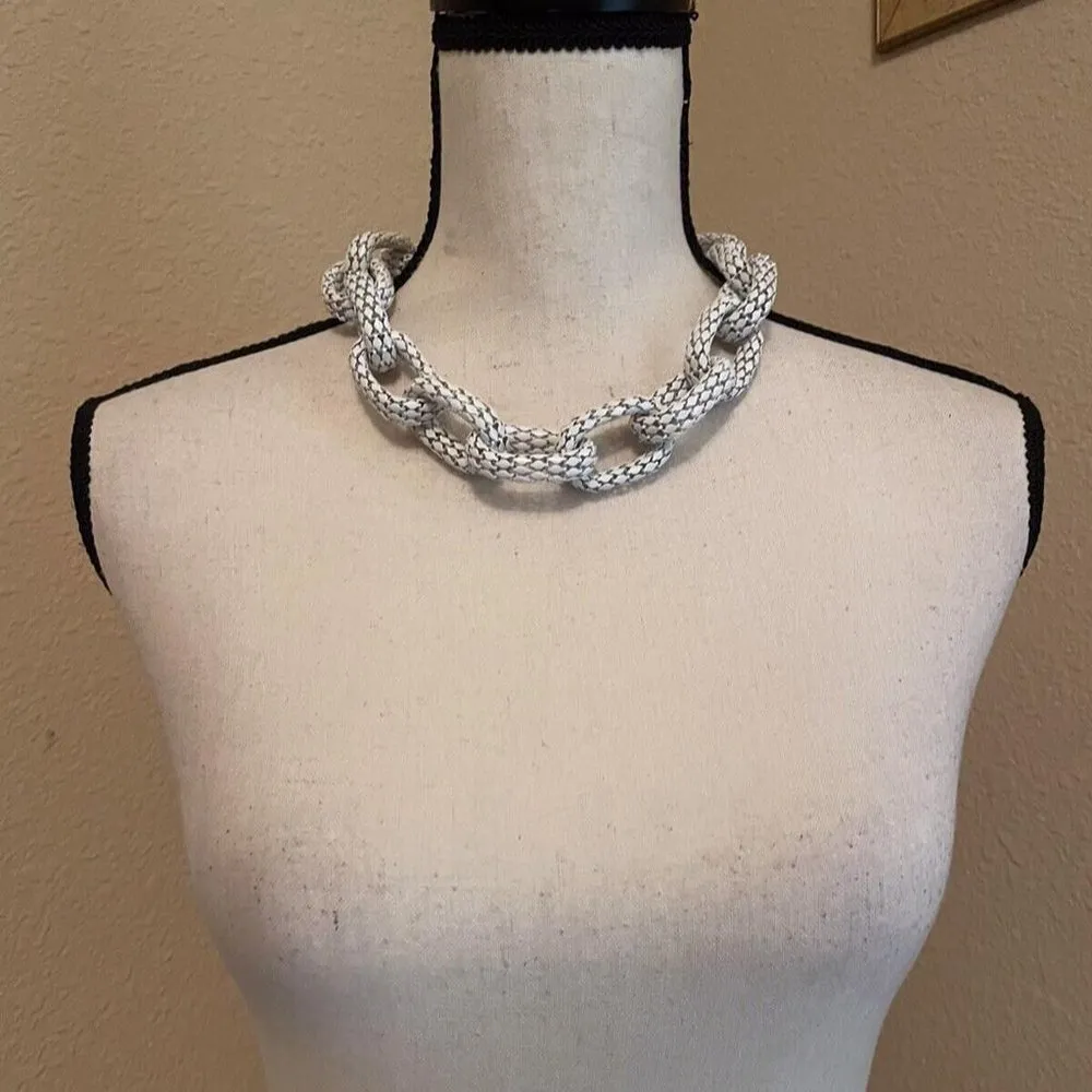 EXPRESS Signed  Chunky White Chain Costume Necklace Adjustable Length - Image 2