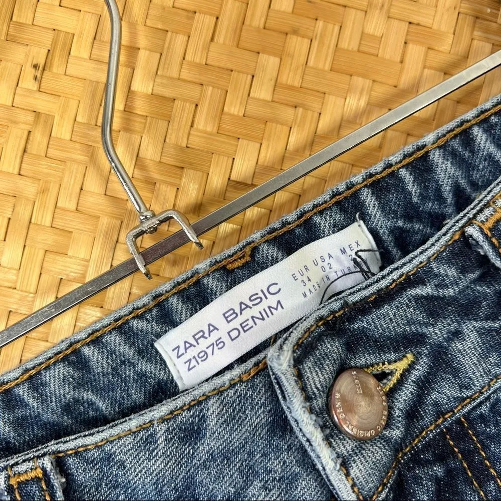 Zara boyfriend‎ jeans distressed frayed hem w/ leopard detail - Image 2