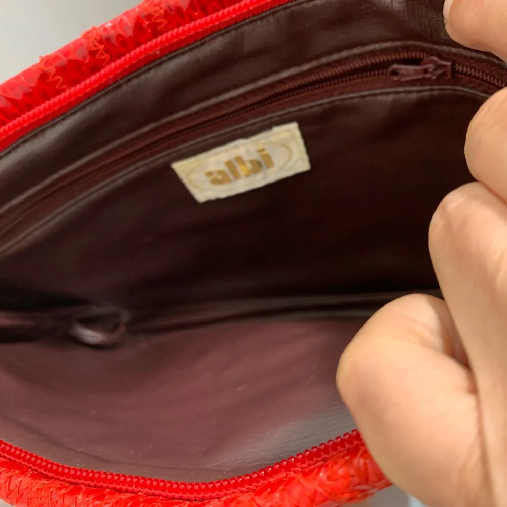 Albi vintage red quilted genuine snakeskin crossbody bag. - Image 5