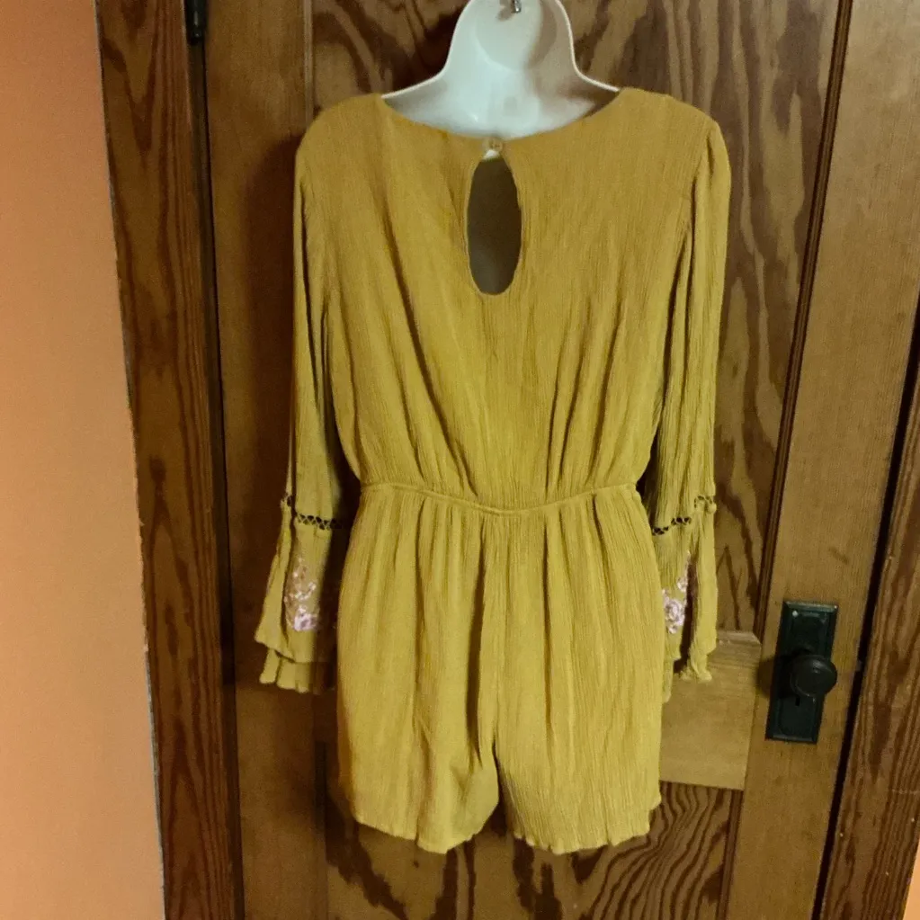 Miami Gold Boho Long Sleeve V Neck Romper - Image 7