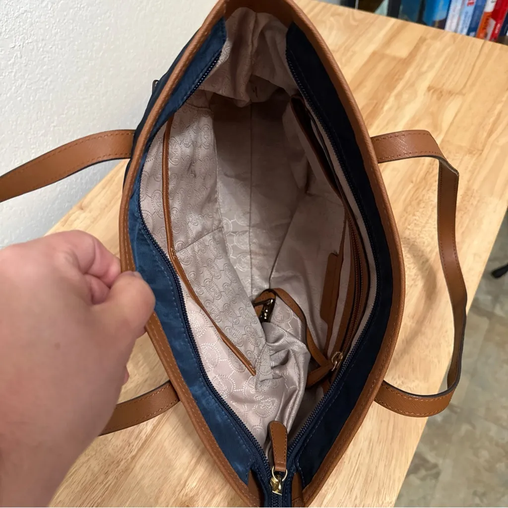 Michael Kors Kempton Nylon Satchel Tote Purse Shoulder Bag in Navy and Brown - Image 8