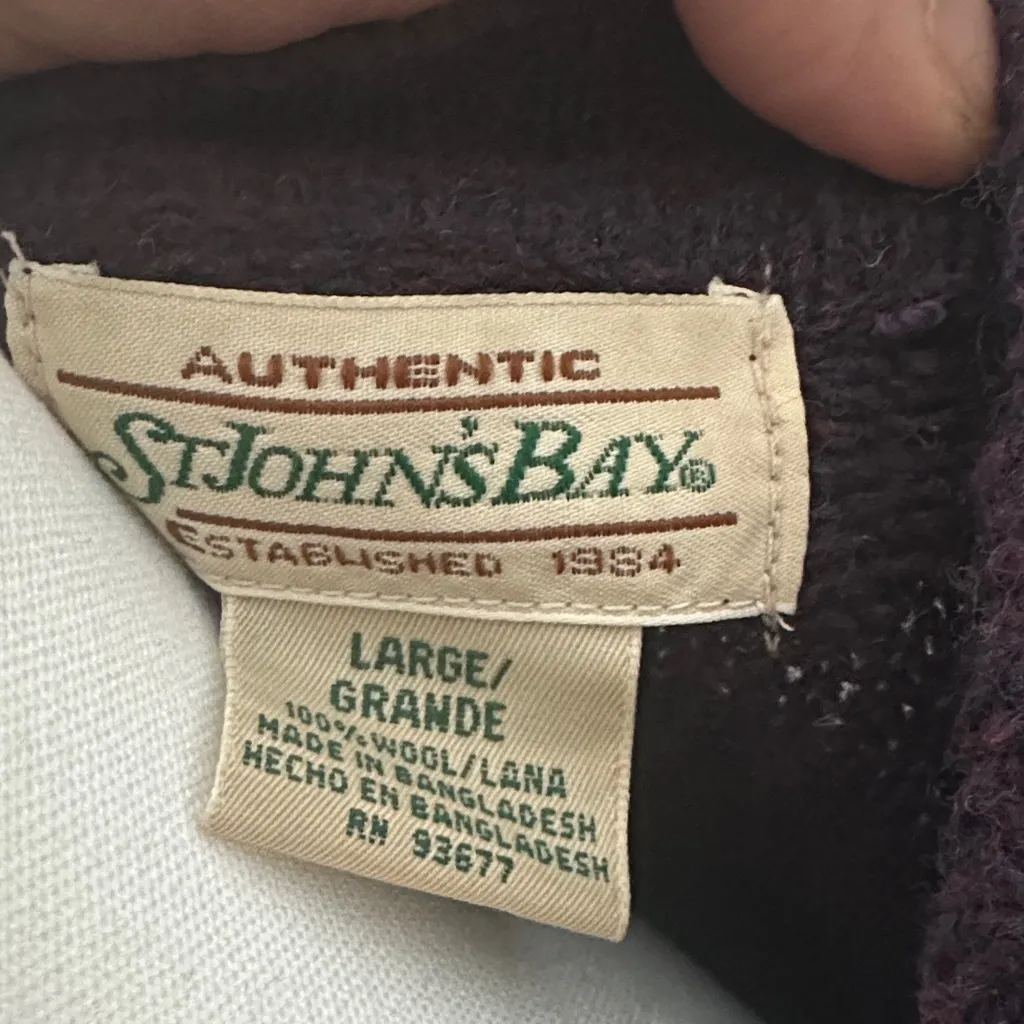 Vintage ,St. John’s Bay 100% Wool Purple V-Neck Sweater – Women’s Large - Image 7