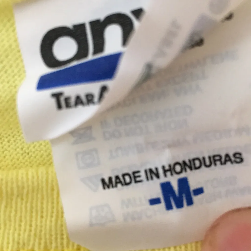 FINAL MARKDOWN Classic t shirt medium - Image 2