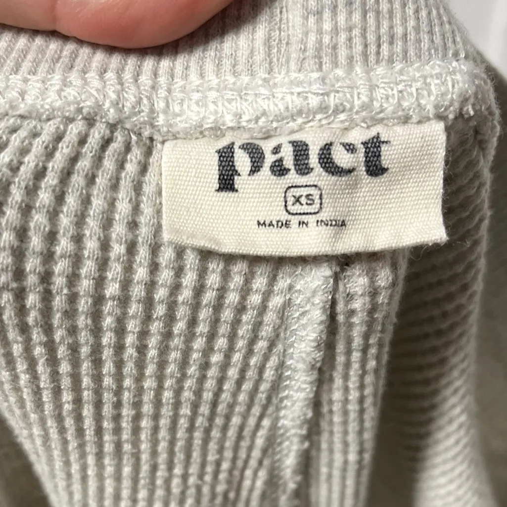 Pact Organic Cotton gray waffle knit joggers with pockets size XS - Image 4