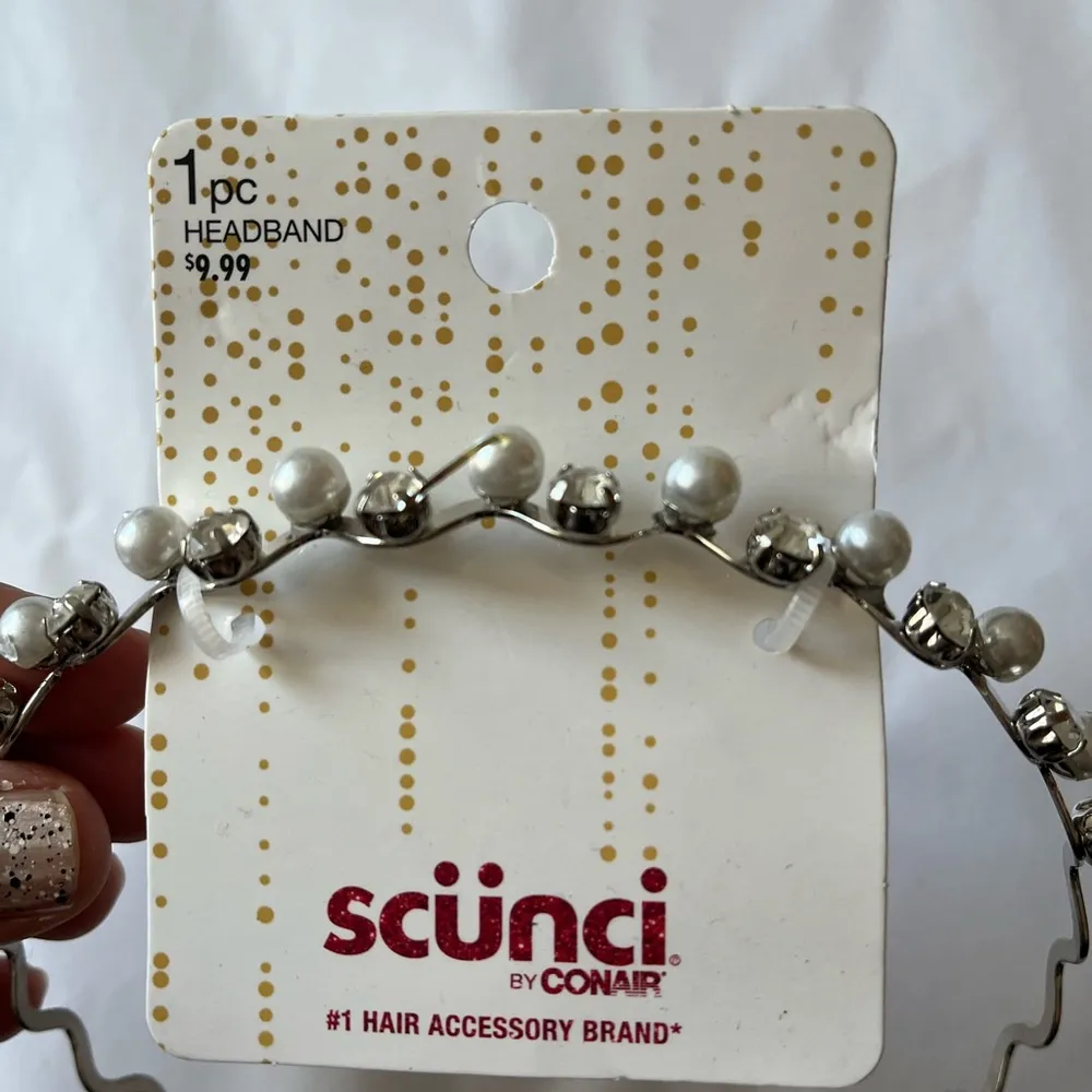 NWT Scunci by conair headband $9.99 Silver - Image 2