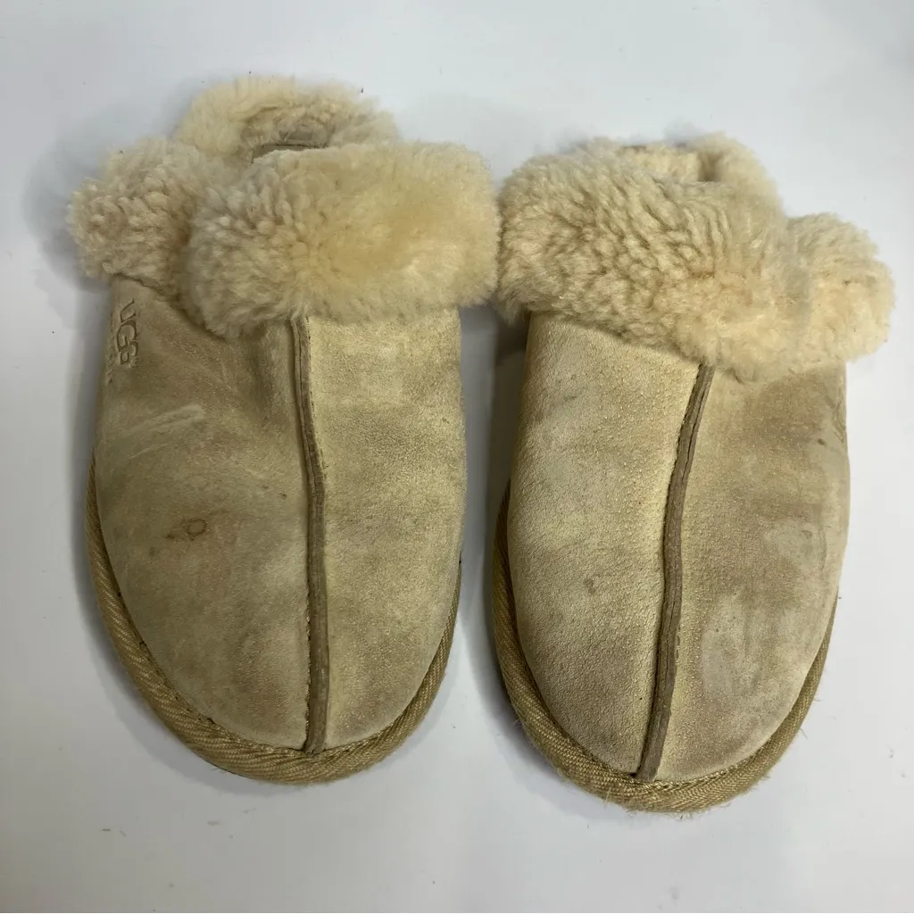 UGG Scuffette ll women’s tan cream slippers fur lined women’s size‎ 8 winter - Image 3