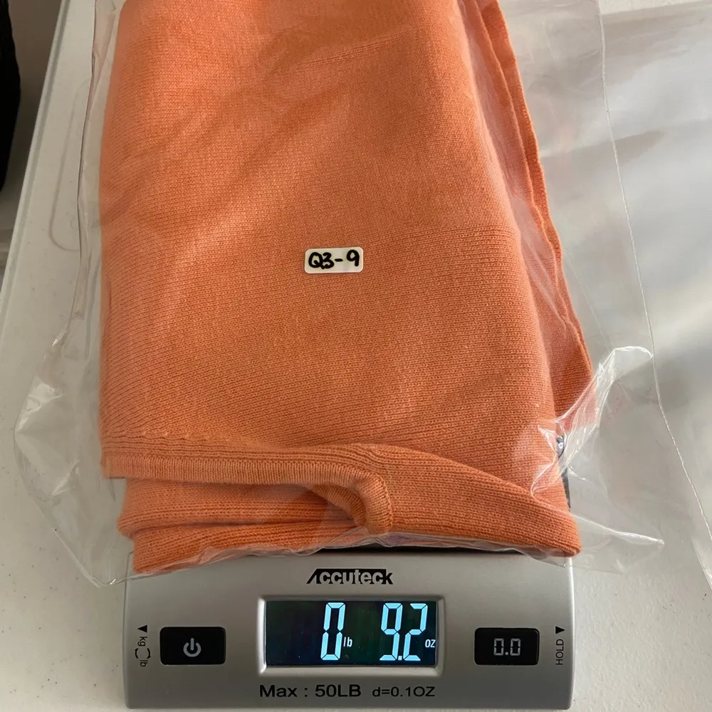 EUC Liz Claiborne sport women’s orange soft knit sleeveless v-neck stretch top L - Image 5