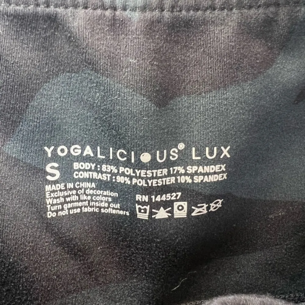 Yogalicious Lux Womens Camo Bike Shorts Black Gray Yoga Athleisure Pockets Small - Image 8