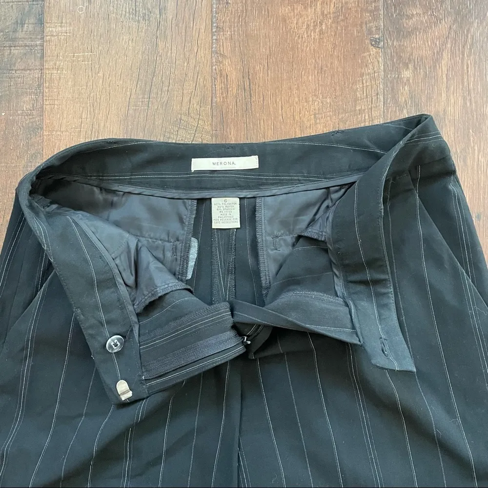 ANNE KLEIN / MERONA black pinstripe pantsuit - Image 6