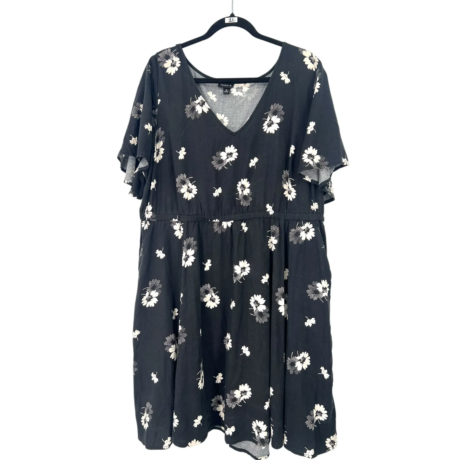TORRID | 2X | Bundle of 2 Dress & Top Babydoll Floral Romantic Flowy Blouse - Image 3