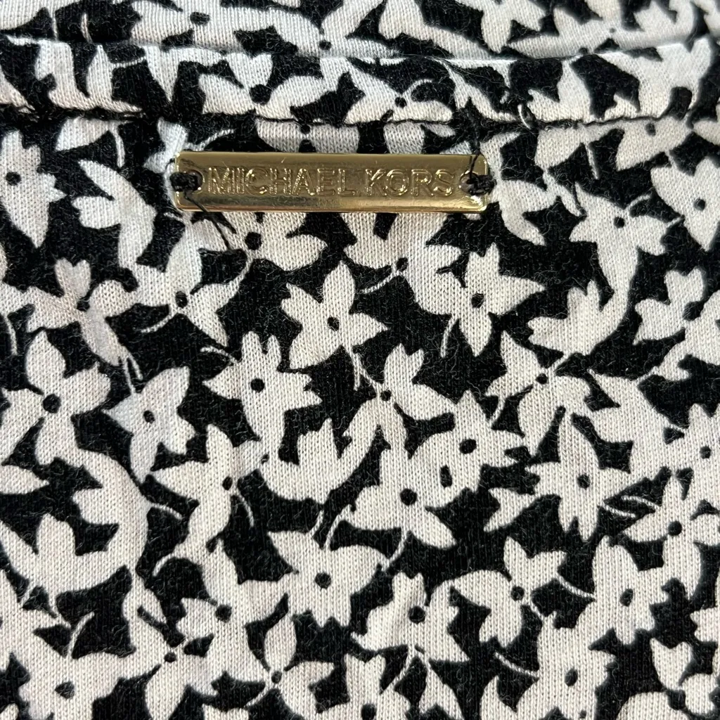 Michael Kors Monochrome Abstract Blouse Flutter Ruffle Sleeve - Image 5