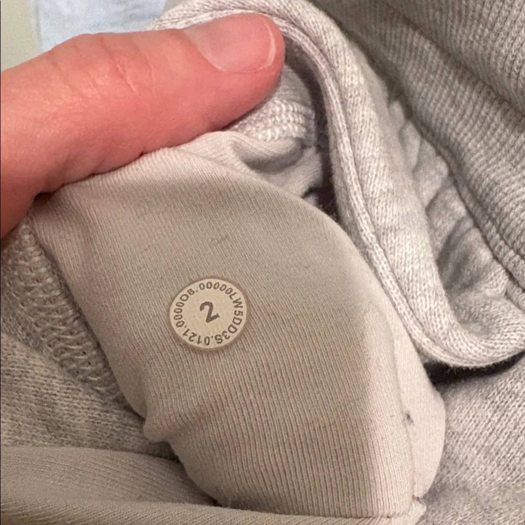 Lululemon  2 - Image 3