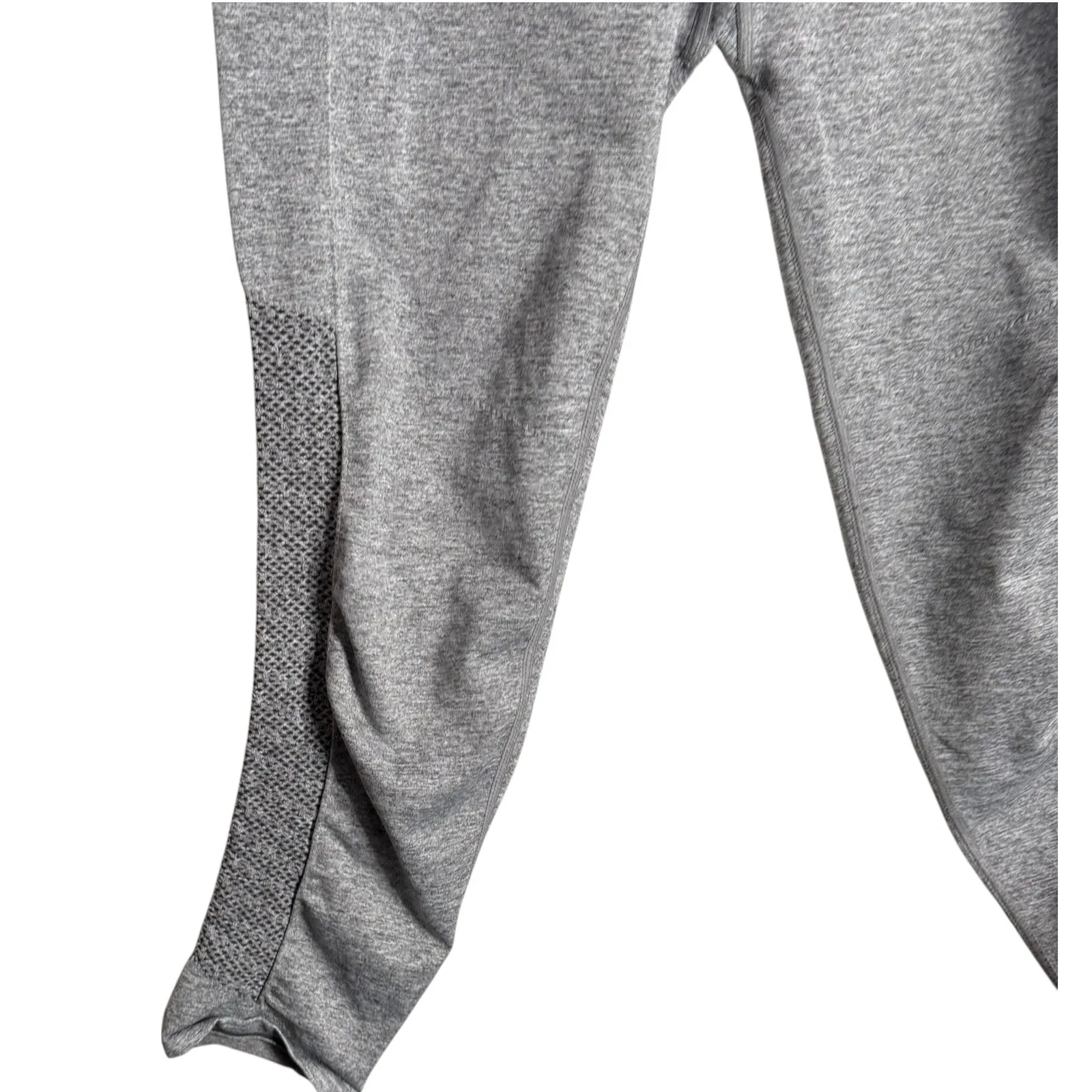 Fabletics Sync Seamless High Waisted 7/8 Leggings Size‎ XL Perforated Athletic - Image 2