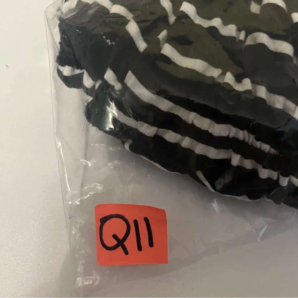 Lamaze Black and White Striped Maternity Chemise Size undefined - Image 8