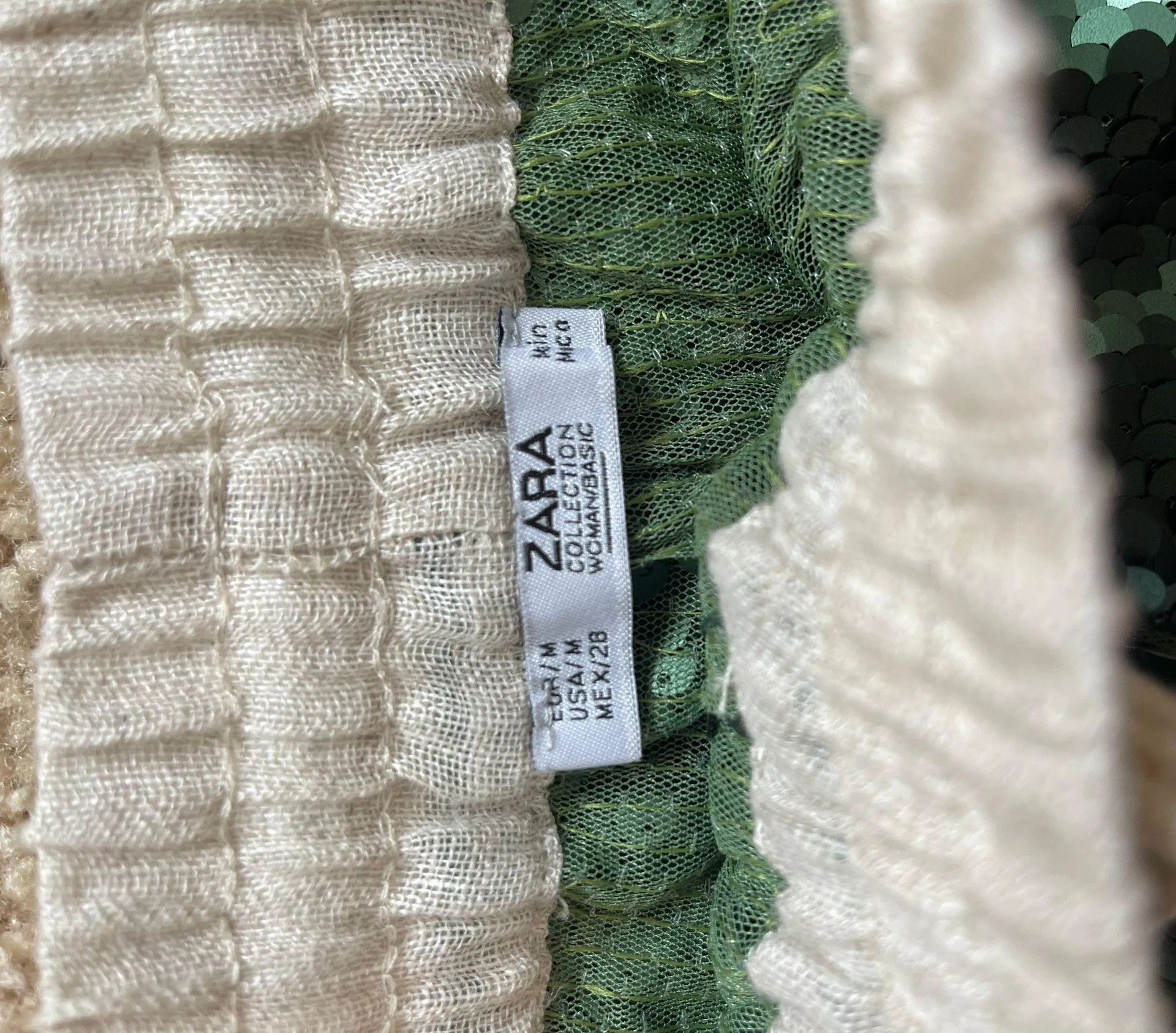 ZARA Green Sequin  Shorts - Image 4