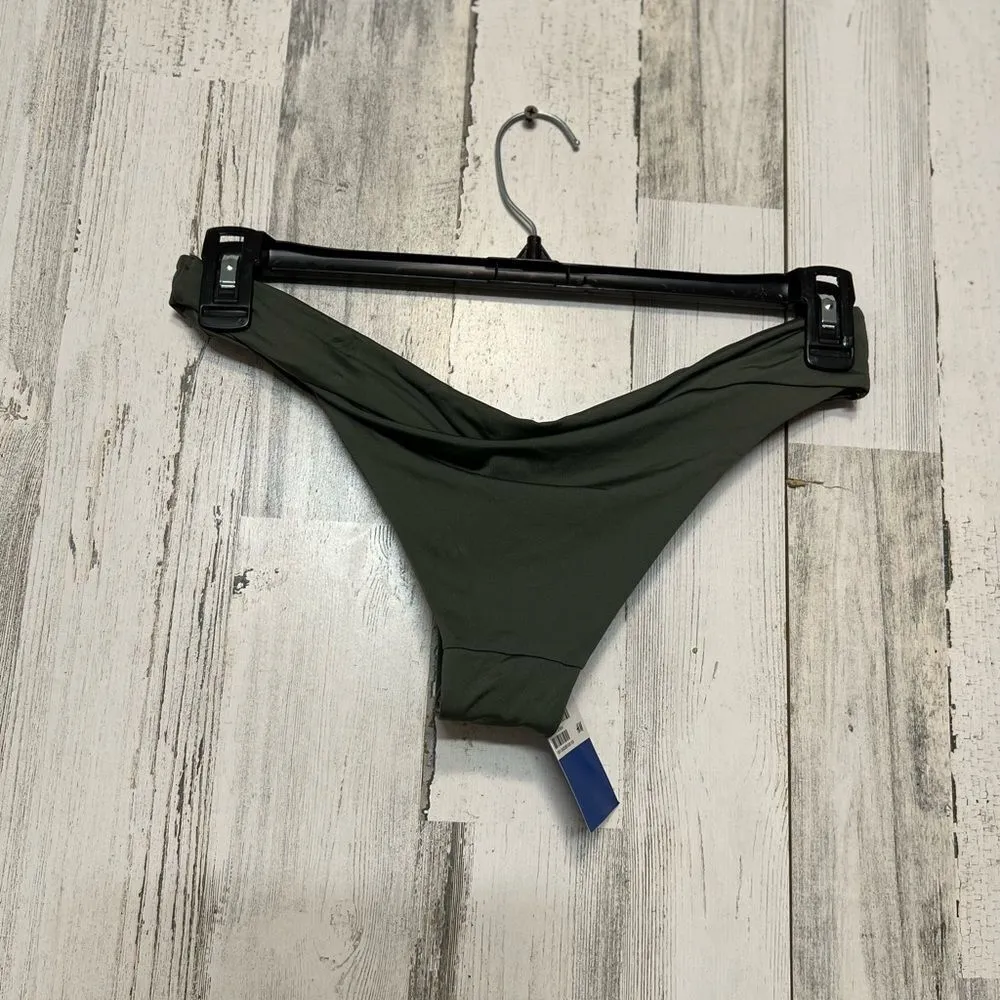 Green bikini bottoms - Image 3