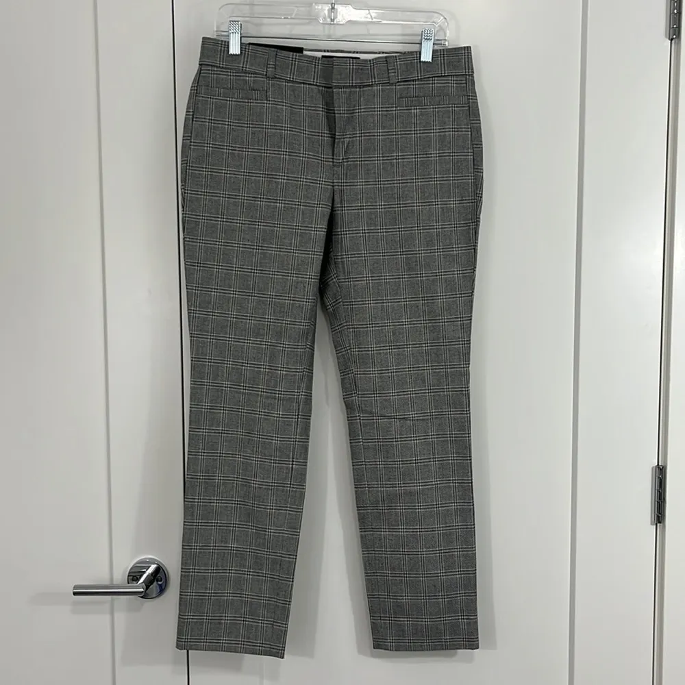 New Banana Republic Size 6 Black and White Plaid Sloane Ankle Trousers - Image 2