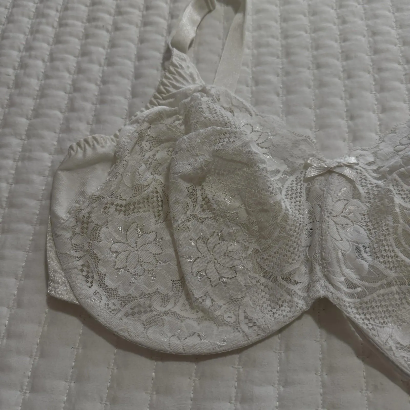 Olga Unlined Off White Floral Lace Bra 38DDD Style 33547 Underwire Size undefined - Image 12