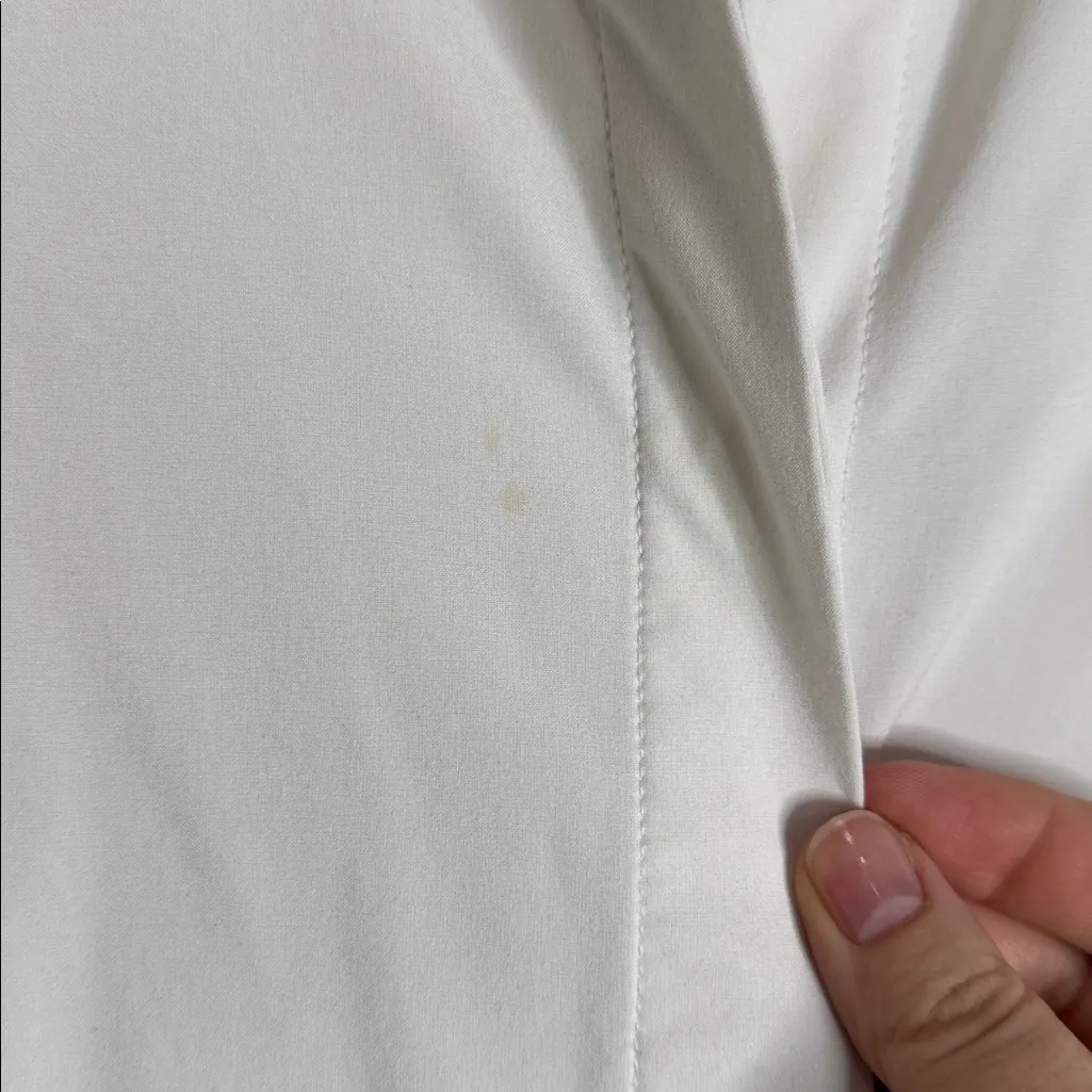 Athleta Ivory Urbanite Top 2.0 Casual Button Down Shirt  with Chest Pocket sz M - Image 10